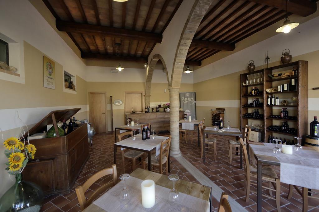 Agriturismo Bagnaia San Quirico dʼOrcia Buitenkant foto